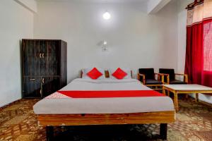 Delhi Star,Badgam>>Srinagar,2 star