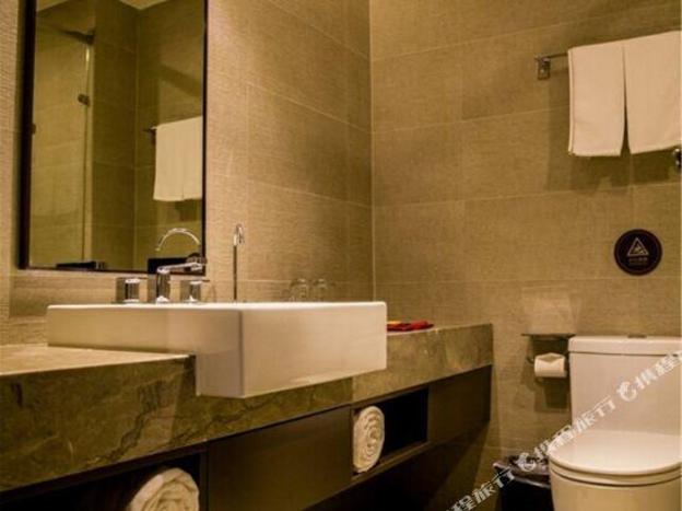 home inn plus changzhi bayi square weiyuanmen middle road