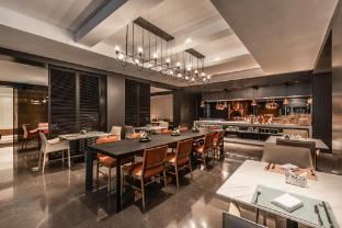 blossom hill hotel ningbo hanling