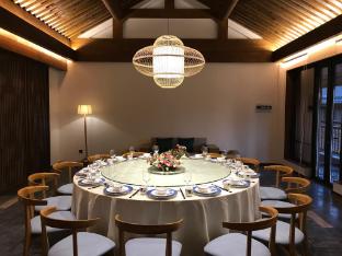 blossom hill hotel ningbo hanling