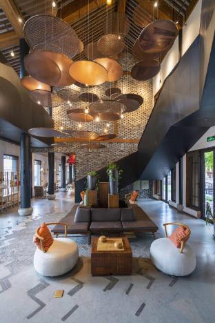 blossom hill hotel ningbo hanling