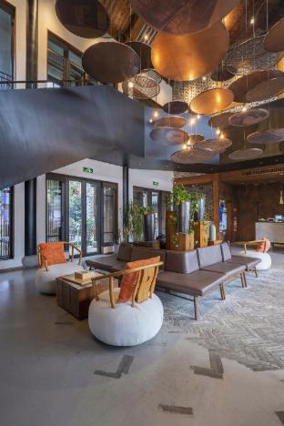 blossom hill hotel ningbo hanling