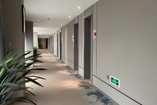 homeinn neo shiyan wuyan pedestrian street hong kong city