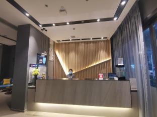 homeinn neo shiyan wuyan pedestrian street hong kong city