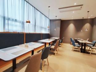 homeinn neo shiyan wuyan pedestrian street hong kong city