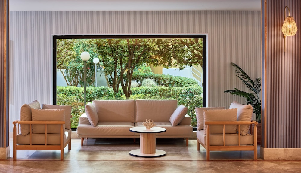 serena majestic hotel