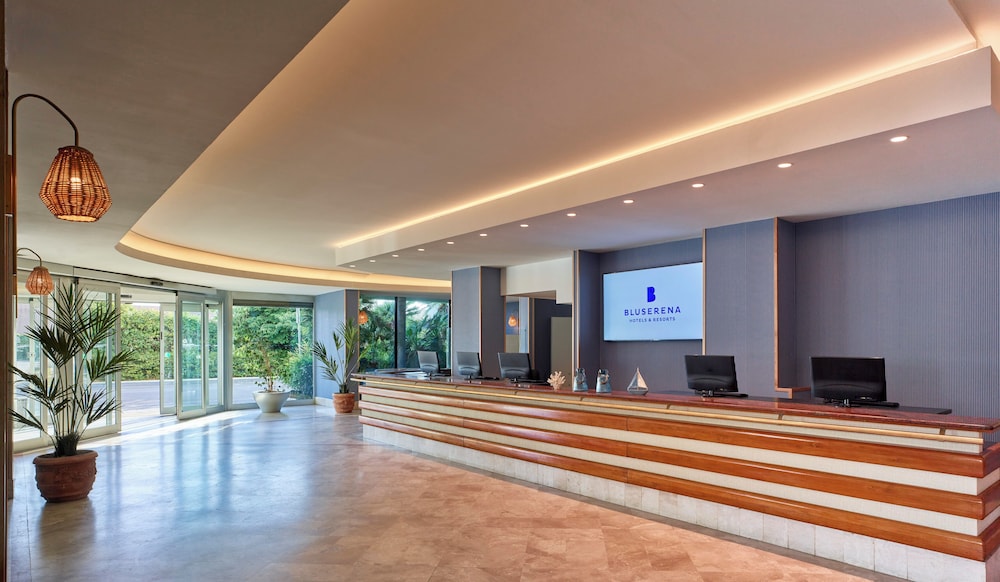 serena majestic hotel