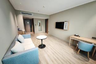 home inn shiyan railway station renmin south road