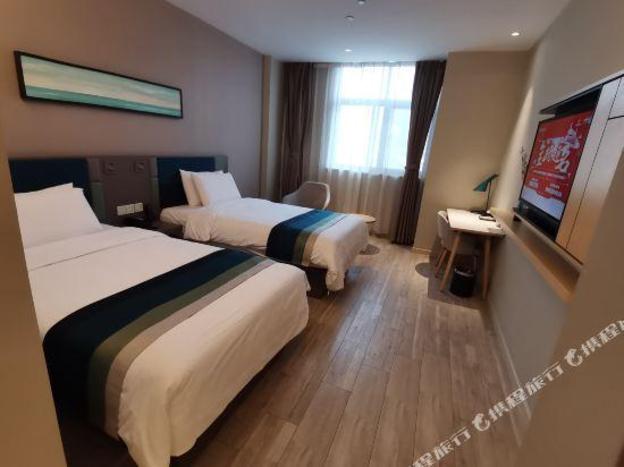 home business hotel suqian west lake road bus station
