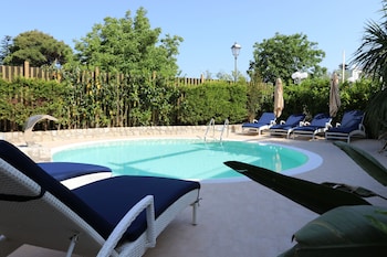 Capri Bougainville Luxury Boutique Hotel,Near Chiesa Di Santa Sofia,4 star