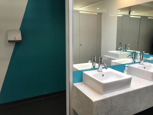 yha nelson by accents hostel