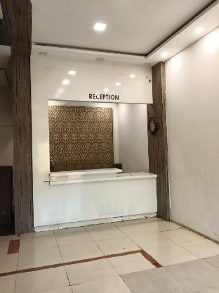 Hotel H V Palace,India>>Bhuj,1 star