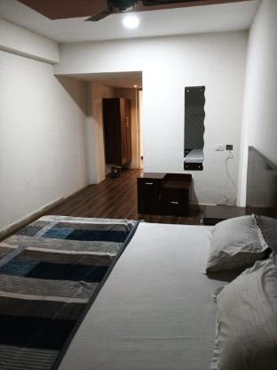 hotel h v palace