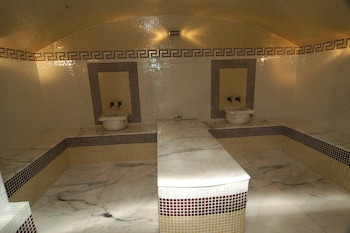 manhattan hotel and restaurant