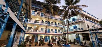 mandrem beach resort