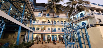 mandrem beach resort