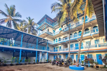 mandrem beach resort