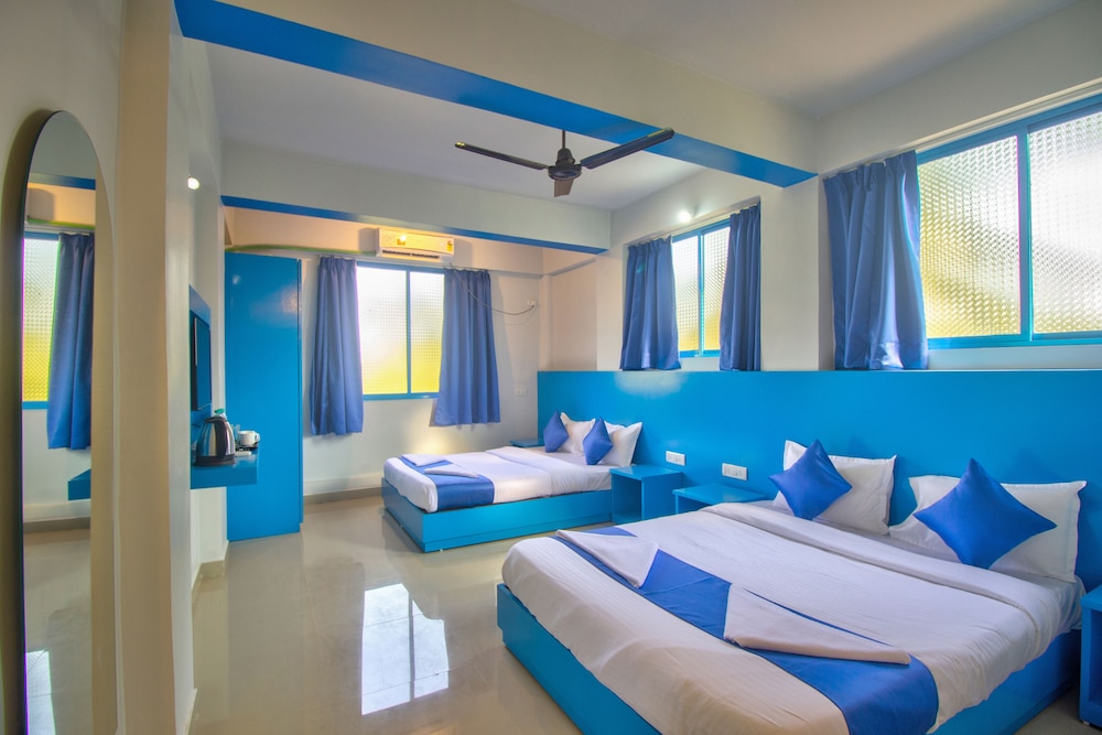 mandrem beach resort