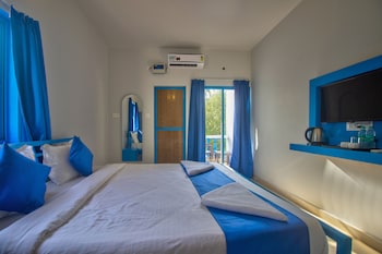 mandrem beach resort