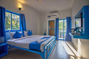 mandrem beach resort