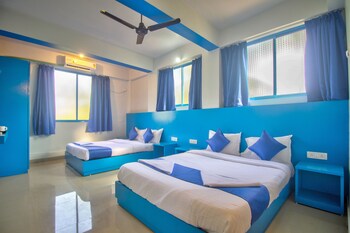 mandrem beach resort