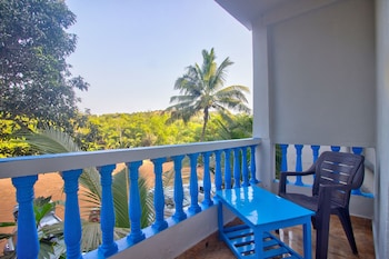 mandrem beach resort