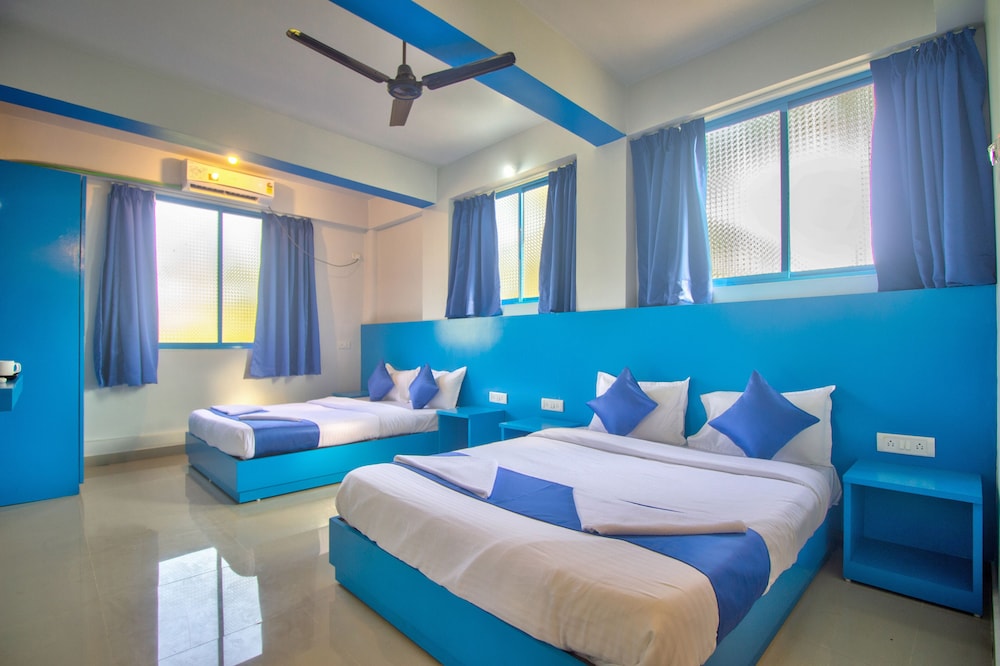 mandrem beach resort