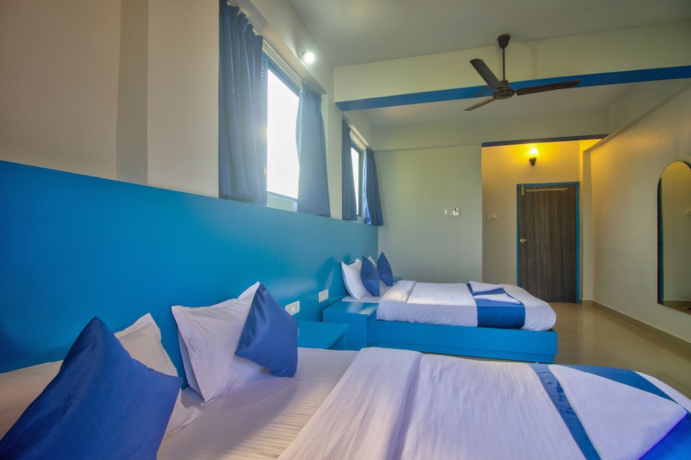 mandrem beach resort