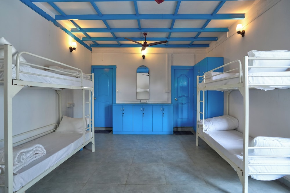 mandrem beach resort