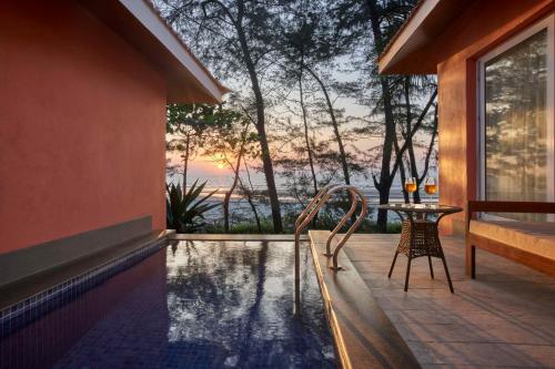 mandrem beach resort