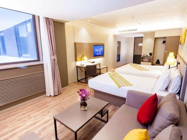 home inn plus dongying wanda plaza