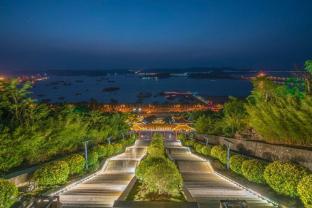 yeste hotel fangchenggang cross sea bridge