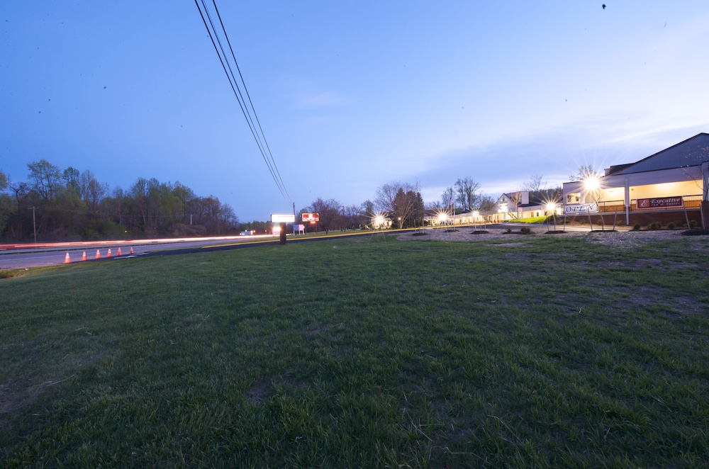 executive inn and suites