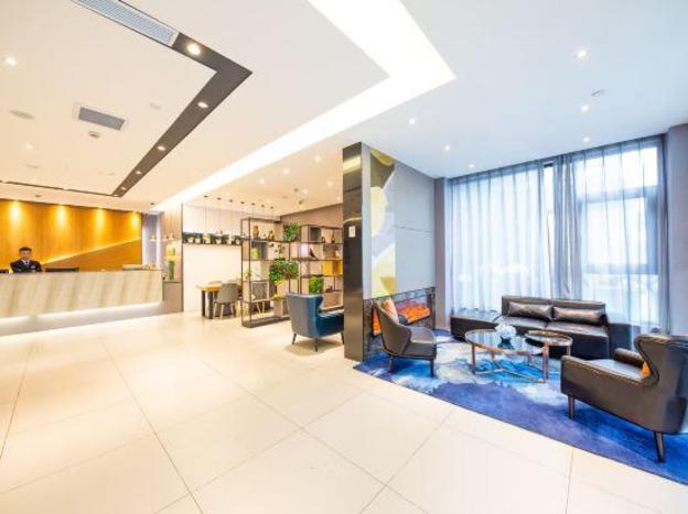 home inn selected taicang wanda plaza