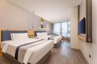 home inn selected qidong bus terminal