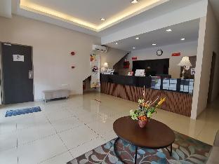 lumut hotel
