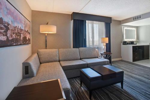 embassy suites syracuse