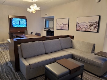 embassy suites syracuse