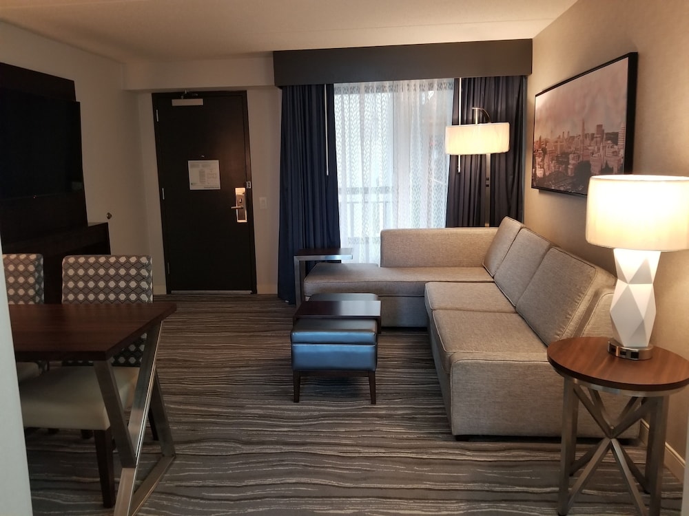 embassy suites syracuse