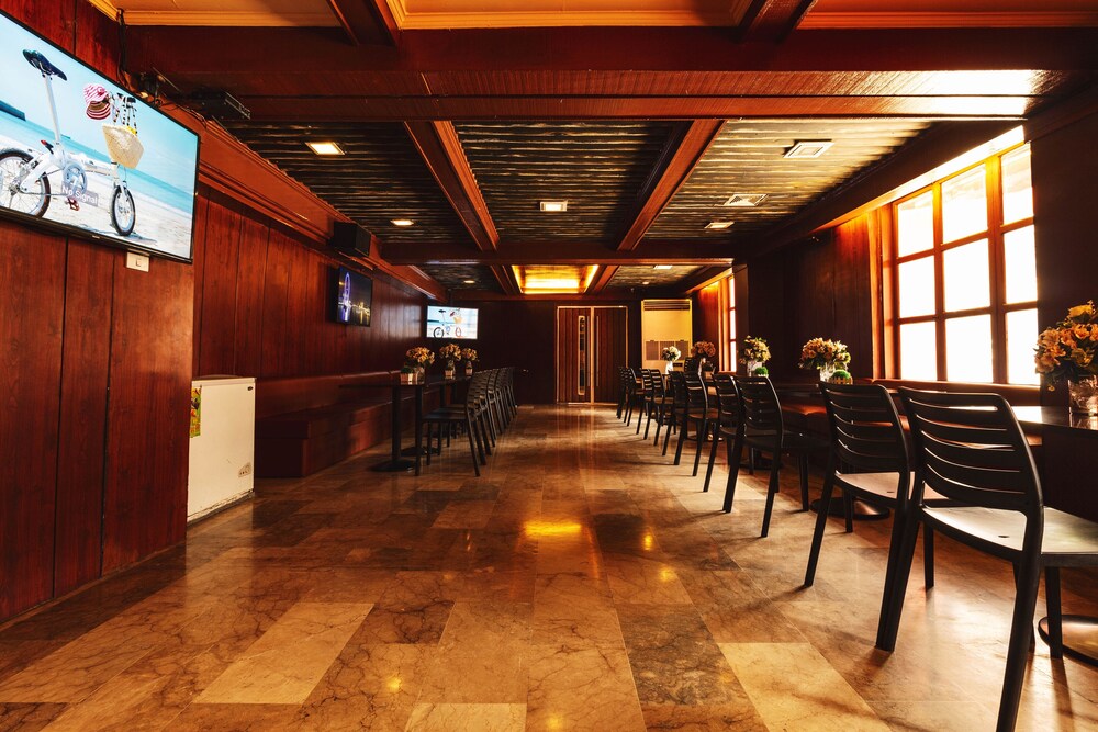 town and country hotel v mapa