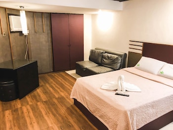 town and country hotel v mapa