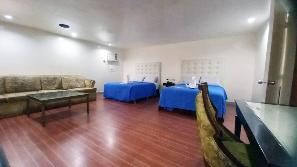 town and country hotel v mapa