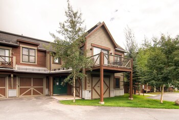main street junction by wyndham vacation rentals
