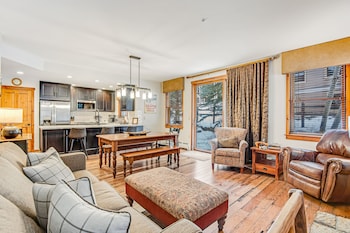 main street junction by wyndham vacation rentals