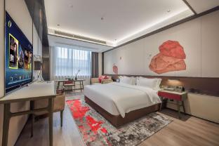 sea cube international hotel