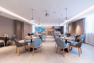 home inn chongqing wanzhou dianbao road wanda plaza
