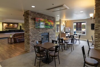 The Kanata By Bcminns Whitecourt,Alberta>>Whitecourt,4 star