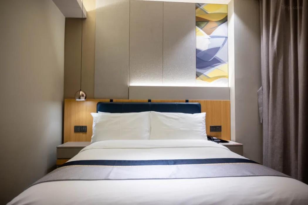 Home Inn Selected (Baishan Minzhong Street),,1 star