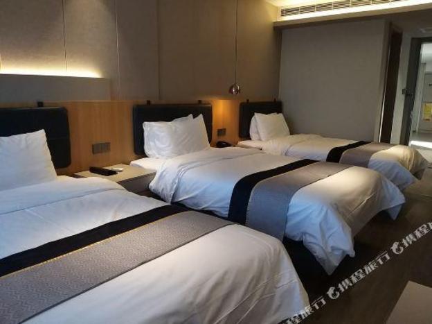 home inn selected baishan minzhong street