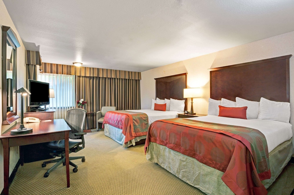 ramada by wyndham tukwila southcenter